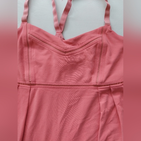 Lululemon Athletica Women  Active Tank with Built-in Bra - Picture 4 of 11